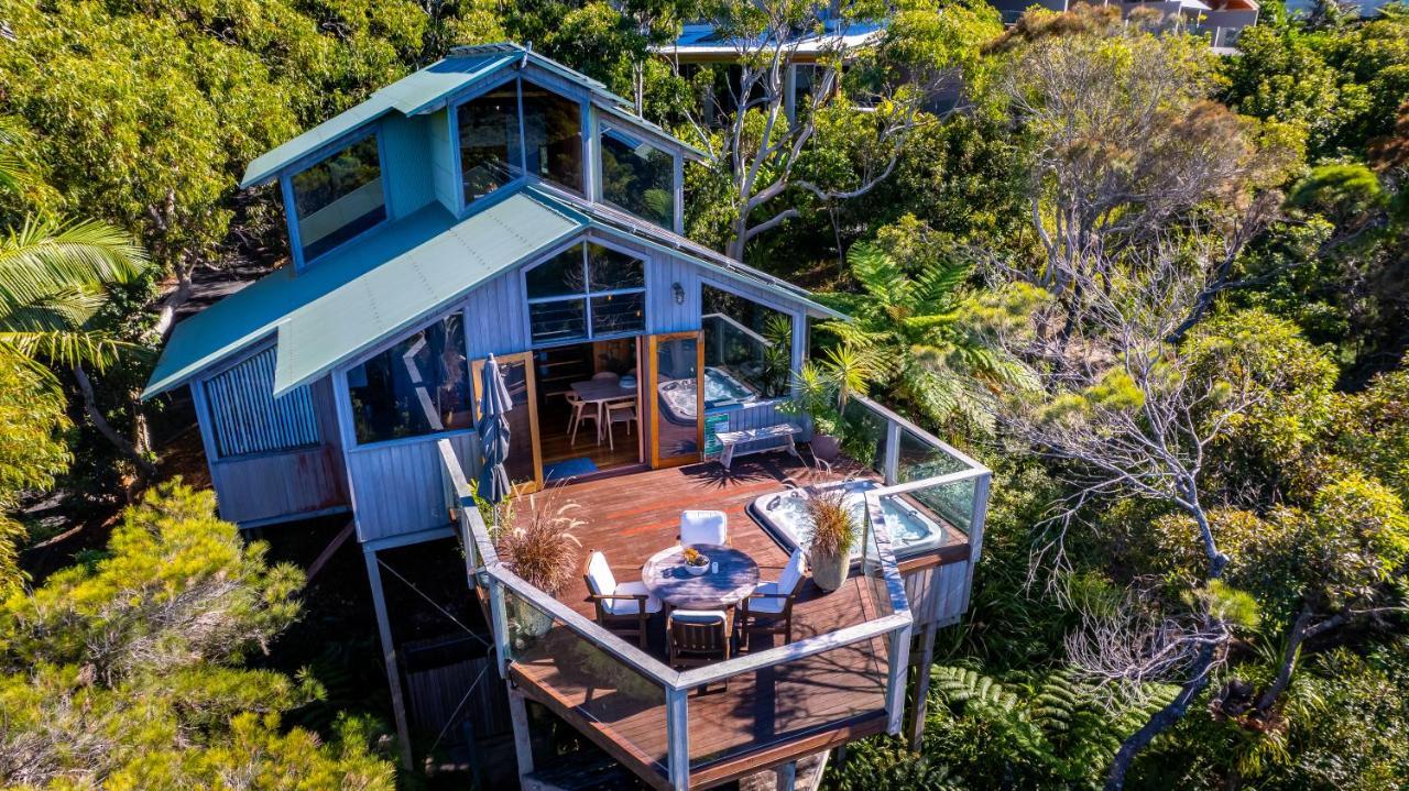خليج بيرون The Oasis Apartments And Treetop Houses المظهر الخارجي الصورة